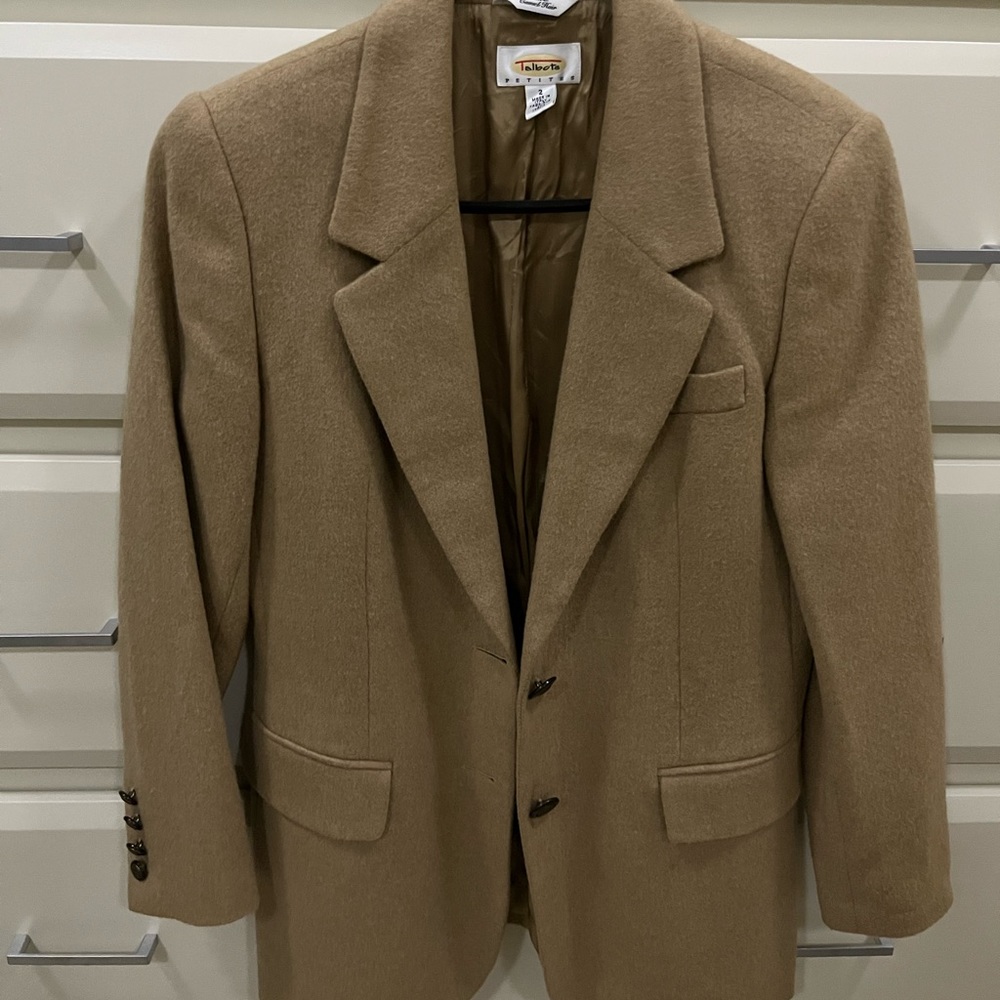 Pure camel hair/ winter blazer. Camel color